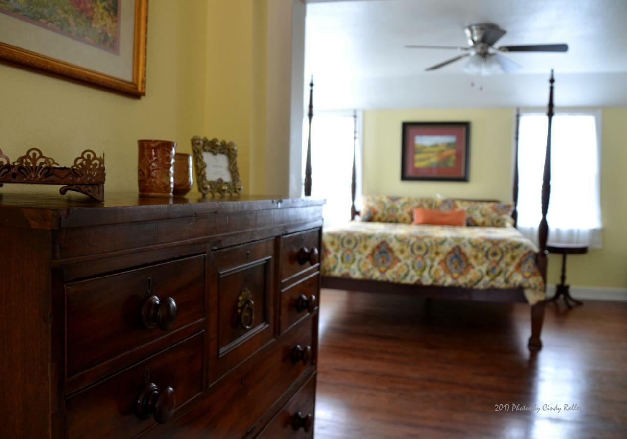 The Oaks Bed And Breakfast Sulphur Springs Exterior photo