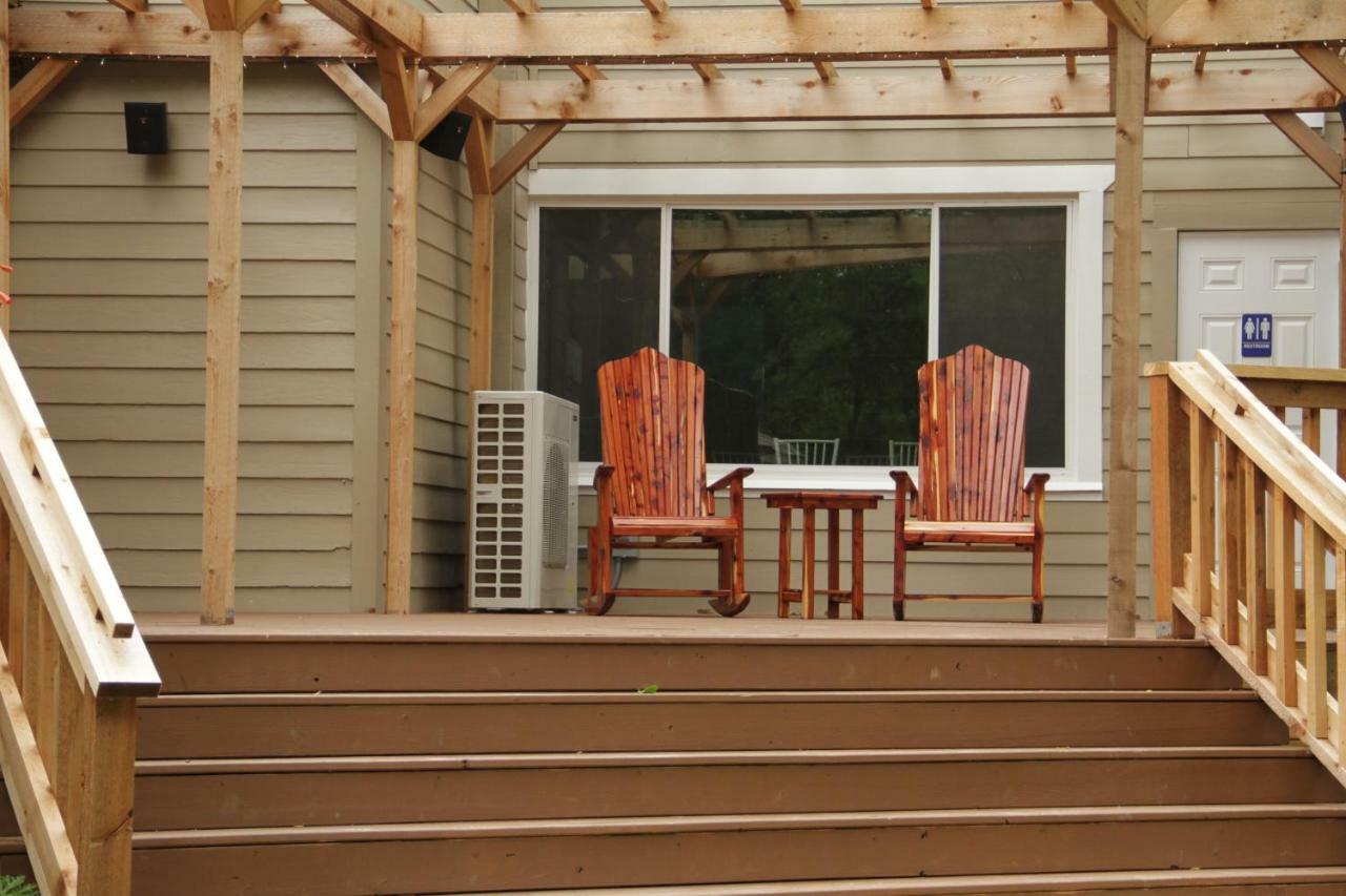 The Oaks Bed And Breakfast Sulphur Springs Exterior photo